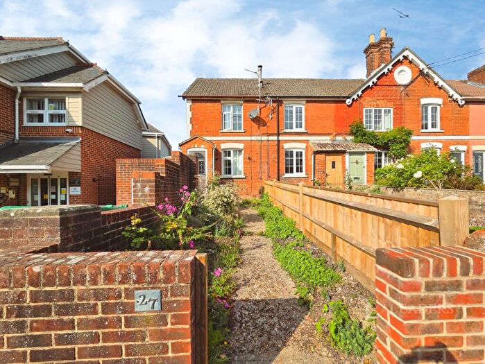 2 Bedroom Terraced House To Rent In Church Road, Bishopstoke, SO50