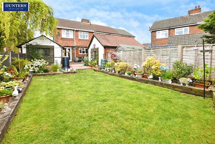 3 Bedroom Semi-Detached House For Sale In Birch Avenue, Brigg, DN20