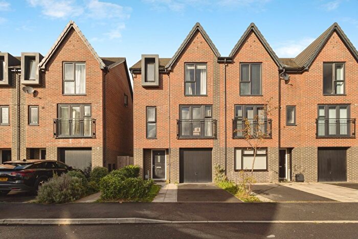 4 Bedroom End Of Terrace House For Sale In Guardsman Tony Downes Way, Droylsden, Manchester, Greater Manchester, M43
