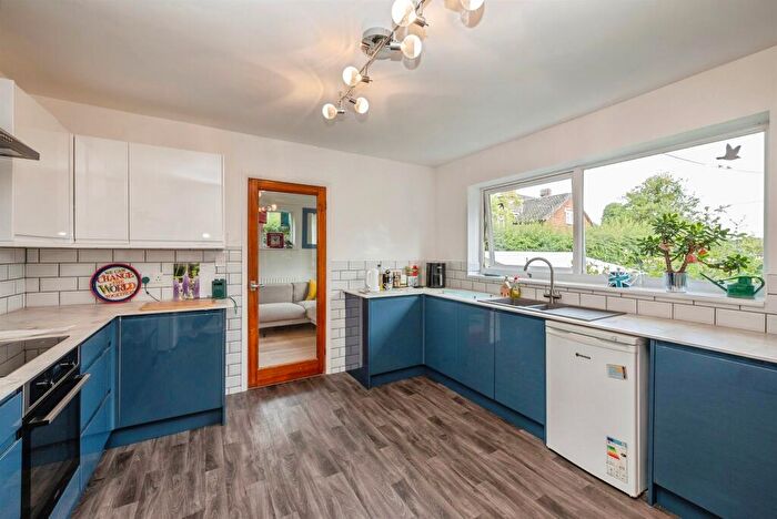 5 Bedroom Detached House For Sale In Church Road, Ashmanhaugh, Norwich, NR12