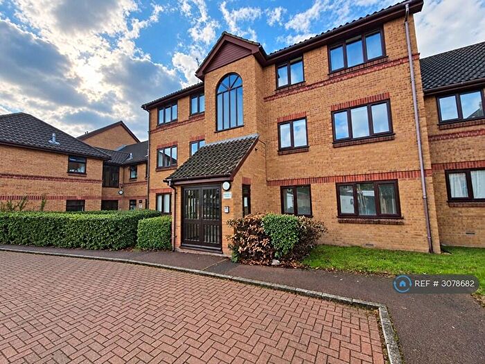 2 Bedroom Flat To Rent In Cremorne Lane, Norwich, NR1