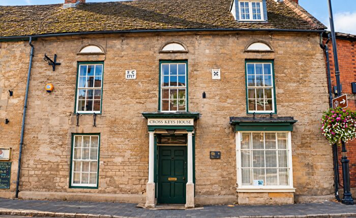 4 Bedroom Town House For Sale In Cross Keys House, High Street South, Olney, Milton Keynes, MK46