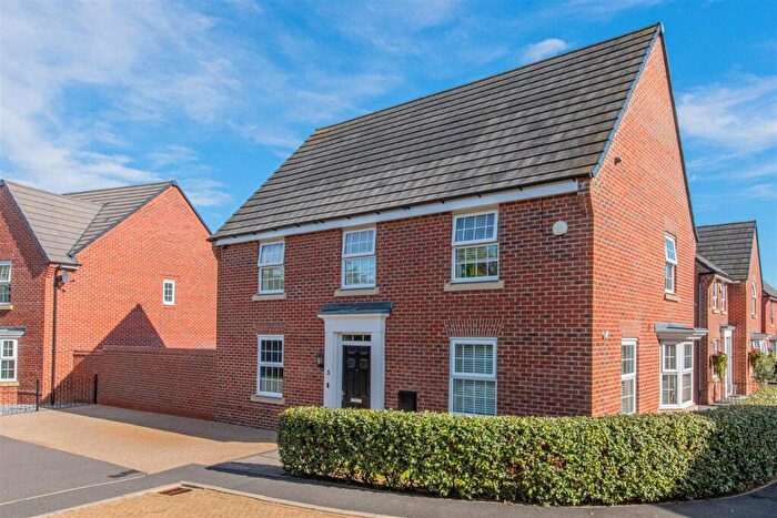 4 Bedroom Detached House For Sale In Delapre Lane, Barton Seagrave, Kettering, NN15