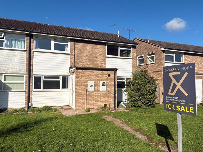 2 Bedroom Maisonette For Sale In Glenmere Close, Cambridge, CB1