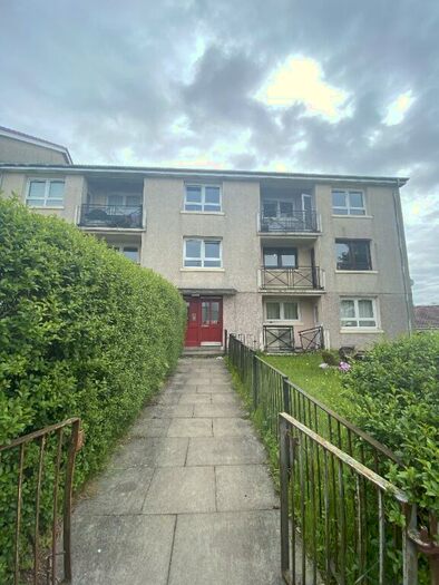 2 Bedroom Flat To Rent In Carolside Drive, Glasgow, G15