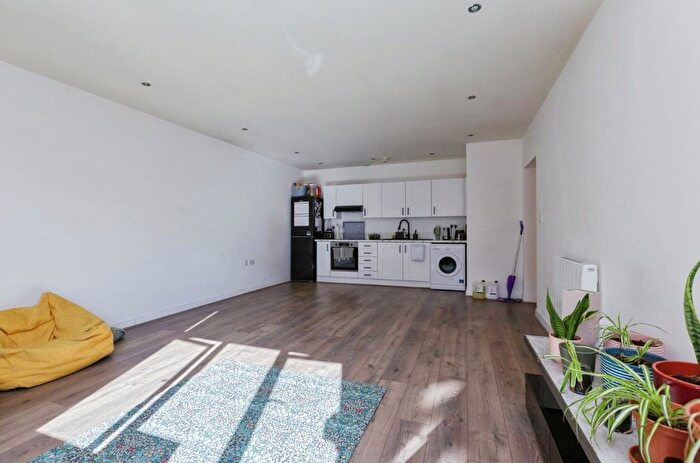 1 Bedroom Flat For Sale In Wimbledon Street, Leicestershire, LE1