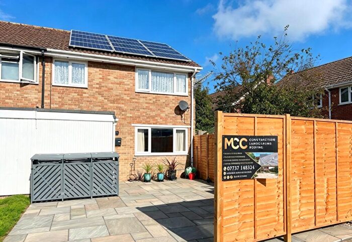 3 Bedroom End Of Terrace House For Sale In Holbury, Southampton, Hampshire, SO45