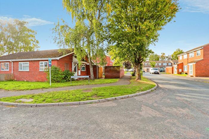 2 Bedroom Bungalow For Sale In Honeysuckle Close, Red Lodge, IP28