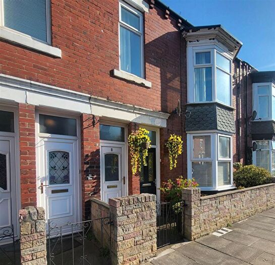 3 Bedroom Flat To Rent In Armstrong Terrace, South Shields, NE33