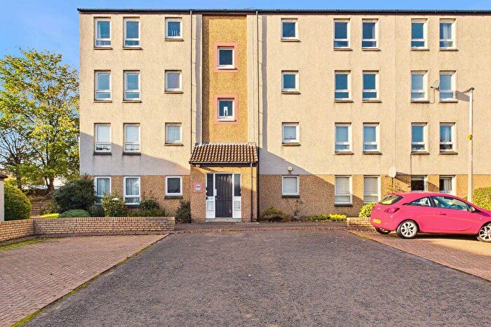 2 Bedroom Flat For Sale In / South Mellis Park, Craigentinny, Edinburgh, EH8