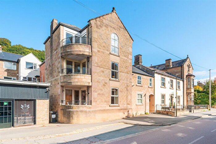 2 Bedroom Flat For Sale In Smedley Street, Matlock, DE4