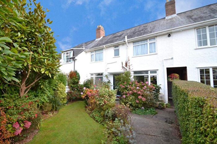 3 Bedroom Terraced House For Sale In Llwynfedw Road, Birchgrove, Cardiff., CF14