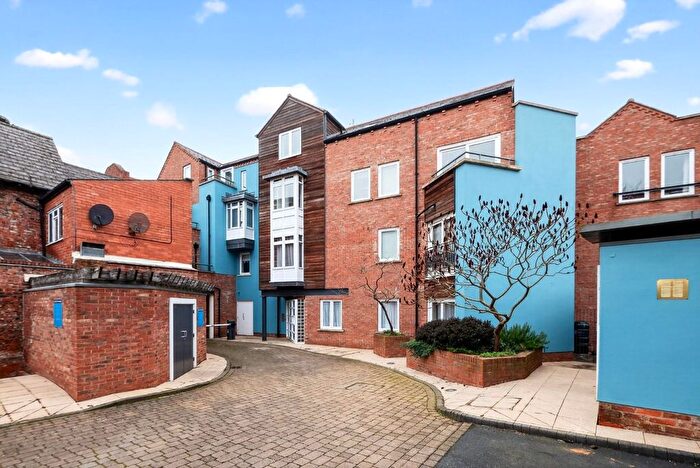 1 Bedroom Flat For Sale In St. Denys Court, Walmgate, York, YO1
