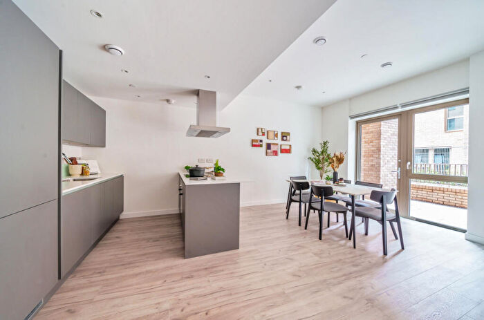 3 Bedroom Apartment To Rent In Bed, Ground Floor, Anchors Point, Beckton, E16