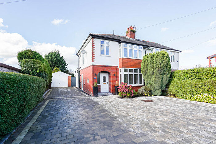 3 Bedroom Semi-Detached House For Sale In Clifton Avenue, Ashton-on-Ribble, Preston, PR2