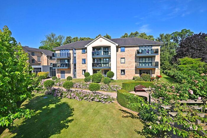 2 Bedroom Apartment For Sale In Harrogate, HG1