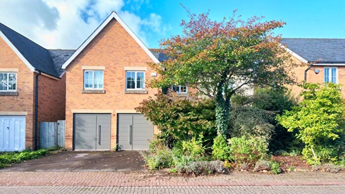 5 Bedroom Detached House For Sale In Clos Cradog, Penarth, CF64