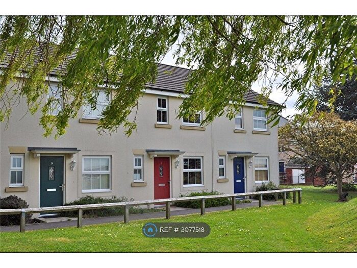 3 Bedroom Terraced House To Rent In Wayte St, Swindon, SN2