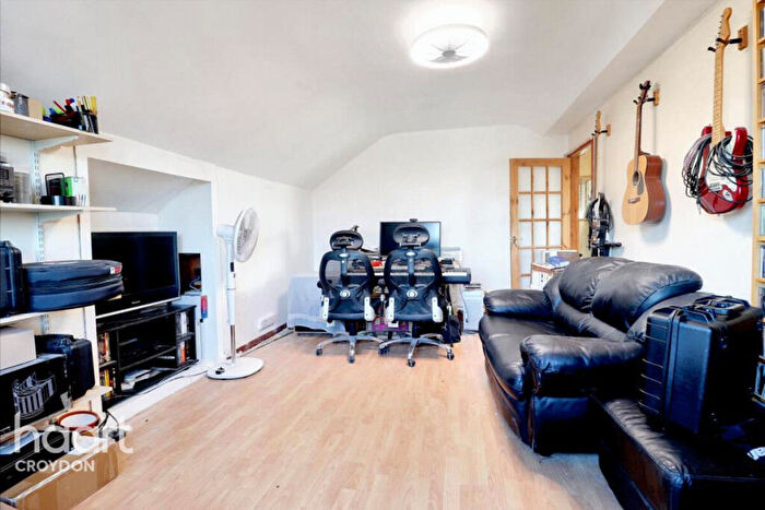 1 Bedroom Flat To Rent In Sydenham Road, Croydon, CR0