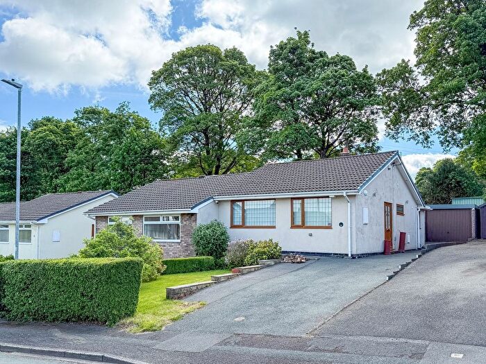2 Bedroom Bungalow For Sale In Thick Hollins Drive, Meltham, Holmfirth, HD9