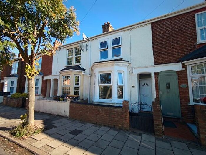3 Bedroom End Of Terrace House To Rent In / Bedroom Terrace Property, Queens Park, Bedford, MK40