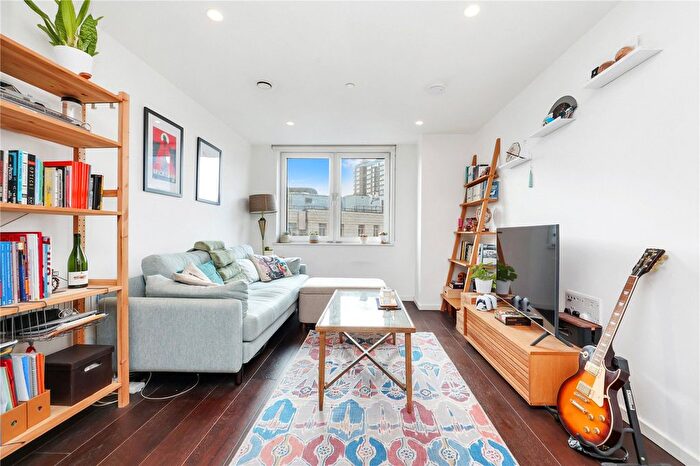 1 Bedroom Flat To Rent In Eagle Point, City Road, EC1V