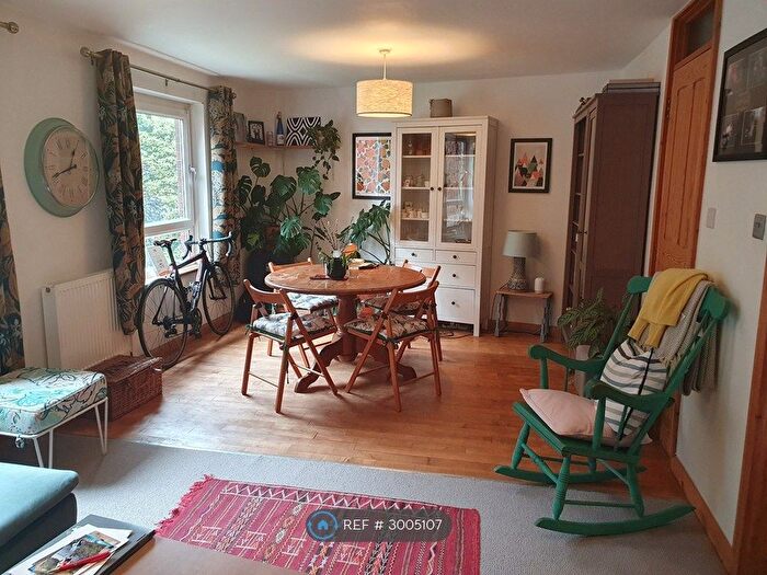 2 Bedroom Maisonette To Rent In Wycliffe Row, Bristol, BS3