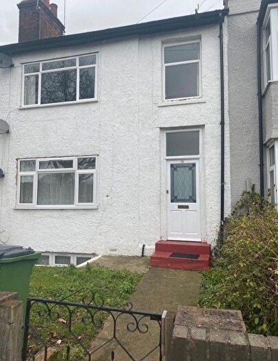 2 Bedroom Flat To Rent In Plumstead, London, SE18