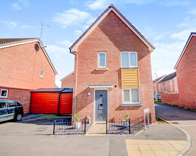 3 Bedroom Detached House To Rent In Lapworth Road, Coventry, CV2