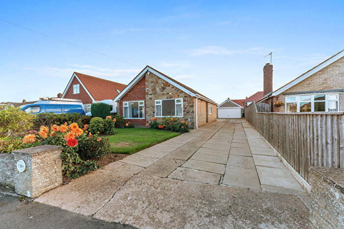 2 Bedroom Detached House For Sale In Elsham Drive, Waltham, DN37