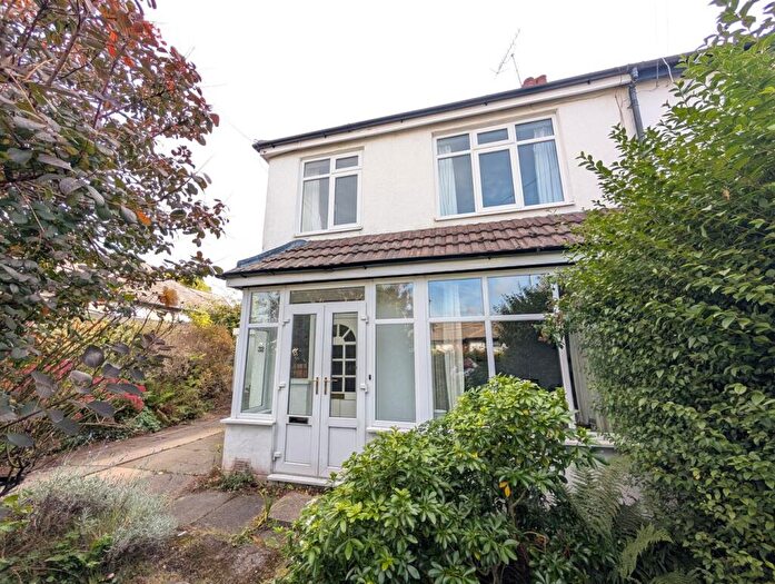 3 Bedroom Semi-Detached House For Sale In Nab Wood Crescent, Nab Wood, Shipley, BD18