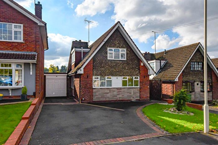 2 Bedroom Detached House For Sale In Elmwood Rise, Dudley, DY3