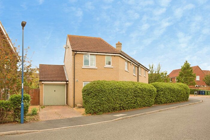 2 Bedroom Semi-Detached House For Sale In Woodpecker Way, Great Cambourne, Cambridge, CB23