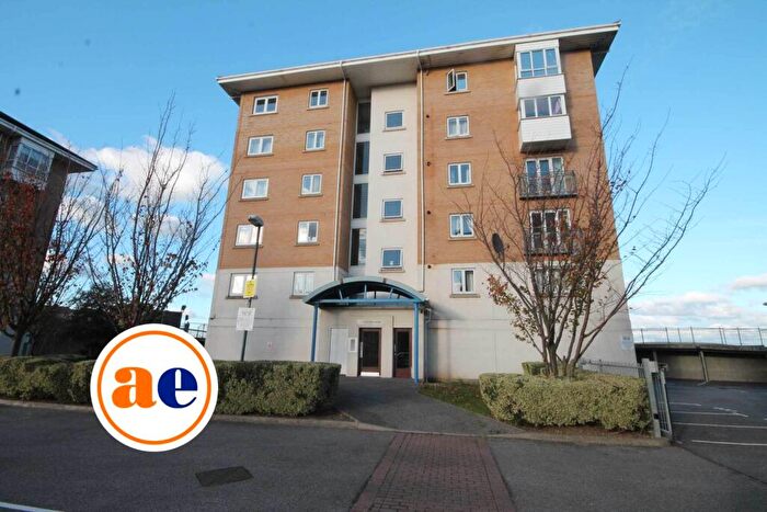 2 Bedroom Apartment To Rent In Cutter House, Macarthur Close ** Video & D Floorplan Available **, DA8