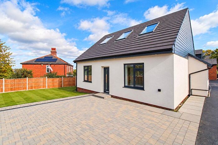 3 Bedroom Detached Bungalow For Sale In Durkar Lane, Crigglestone, Wakefield, WF4