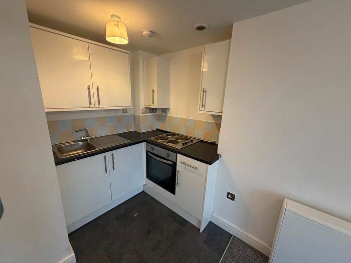 1 Bedroom Flat To Rent In Neath Road, SA6