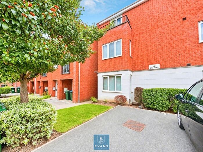 2 Bedroom Apartment For Sale In Yarrow Walk, Holbrooks, Coventry, CV6