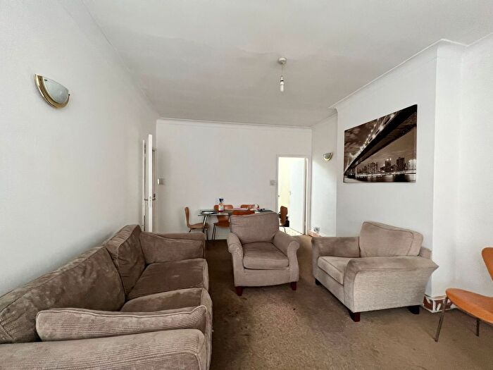 3 Bedroom Flat To Rent In Harrow Road, Wembley, HA9
