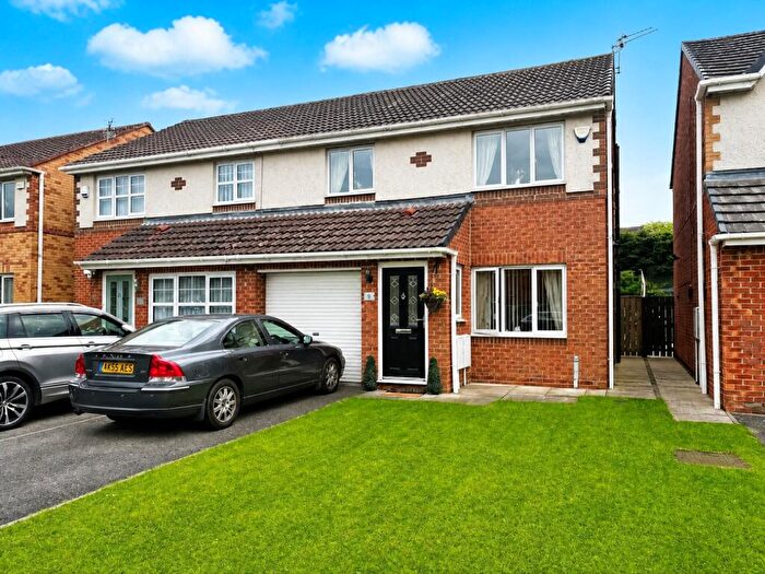 3 Bedroom Semi-Detached House For Sale In Chillingham Grove, Peterlee, SR8