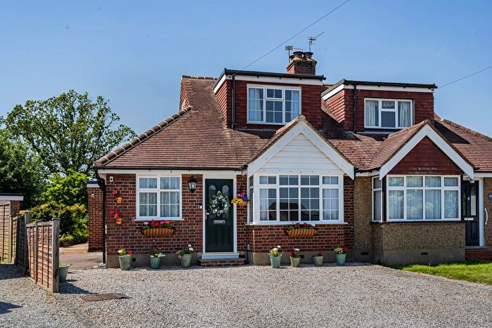 3 Bedroom Semi-Detached House For Sale In Downsview Close, Downside, Cobham, Surrey, KT11