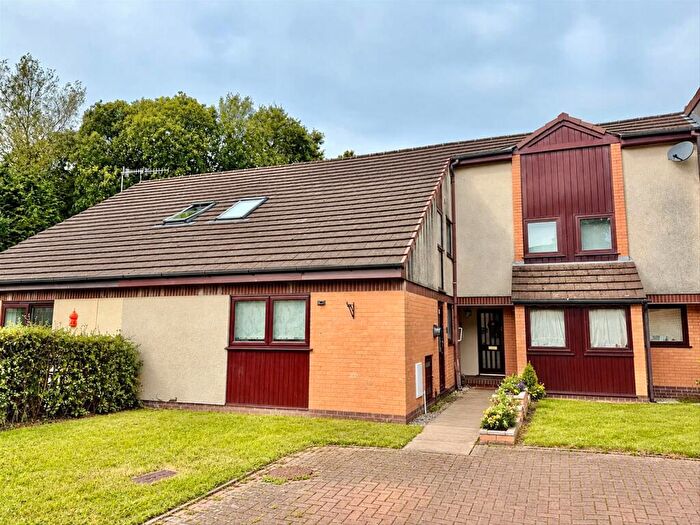 2 Bedroom House To Rent In Greenacre Court, Lancaster, LA1