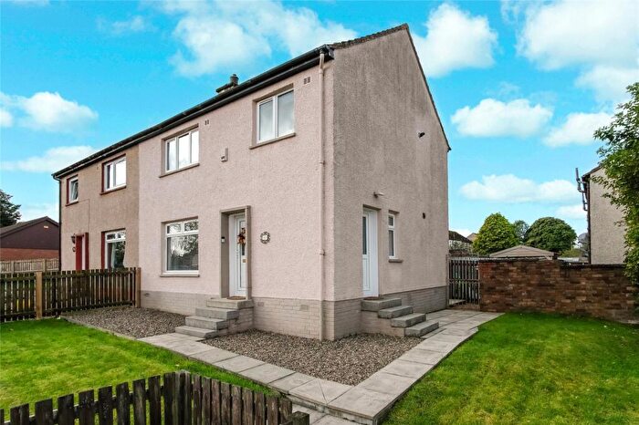 3 Bedroom Semi-Detached House For Sale In Warout Brae, Glenrothes, Fife, KY7