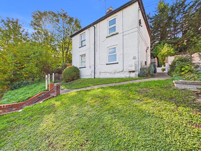 2 Bedroom Semi-Detached House To Rent In Boundary Road, Loudwater, High Wycombe, Buckinghamshire, HP10