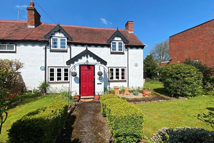 3 Bedroom House For Sale In Birmingham Road, Blakedown, Kidderminster, DY10