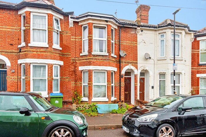 4 Bedroom Terraced House To Rent In Livingstone Road, Southampton, SO14