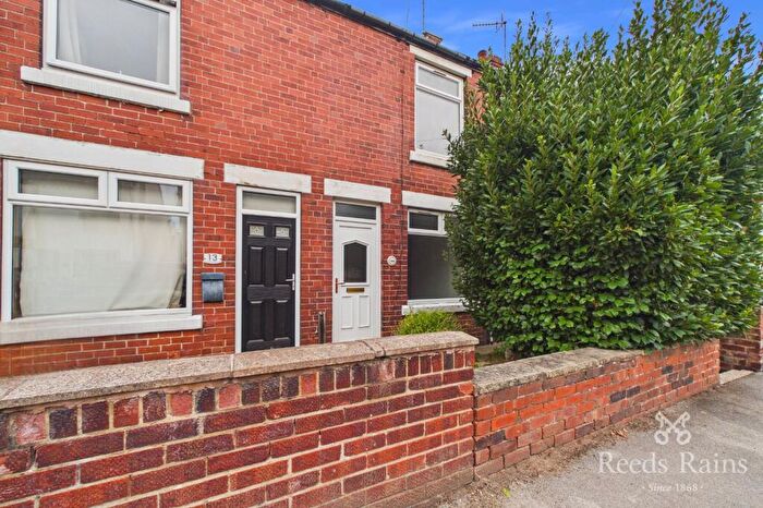 2 Bedroom Semi-Detached House For Sale In Victoria Avenue, Staveley, Chesterfield, Derbyshire, S43