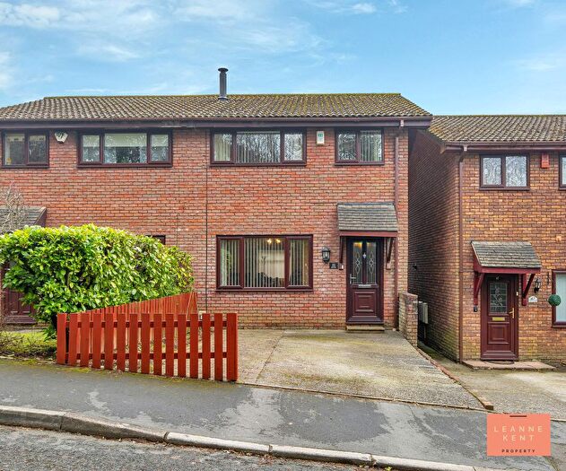 3 Bedroom Semi-Detached House For Sale In Cwrt Ty Mawr, Caerphilly, CF83