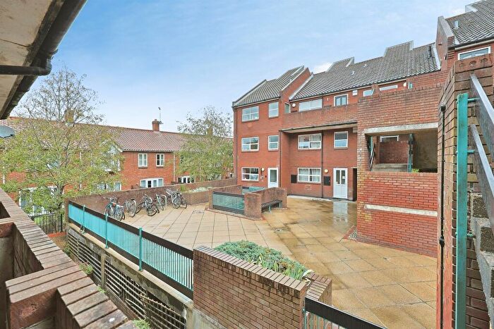 1 Bedroom Flat For Sale In Watlings Court, Norwich, NR2