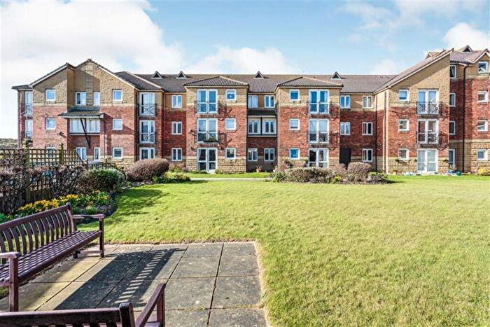 1 Bedroom Retirement Property To Rent In Lemon Tree Court, Clifton Drive North, Lytham St Annes, FY8