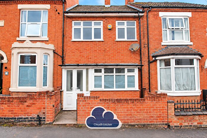 3 Bedroom Terraced House To Rent In Grosvenor Road, Rugby, Warwickshire, CV21